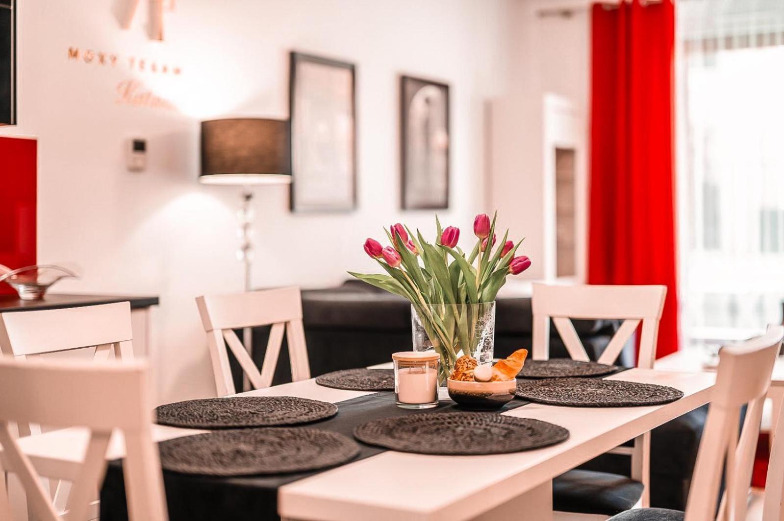 Апартаменты Katania Moxy Te&Am Cracow Краков Экстерьер фото